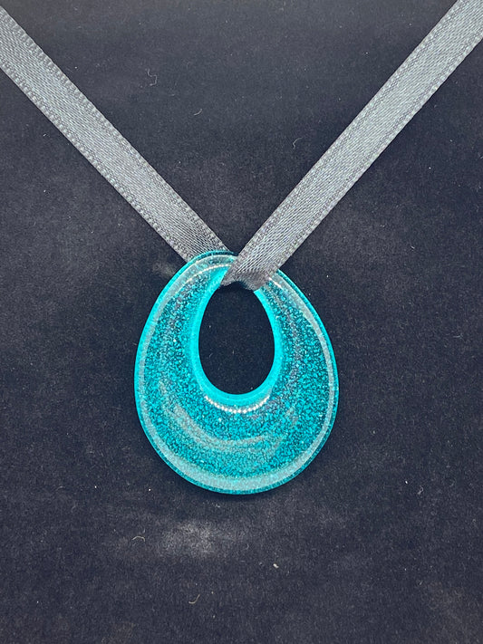 Teardrop pendent